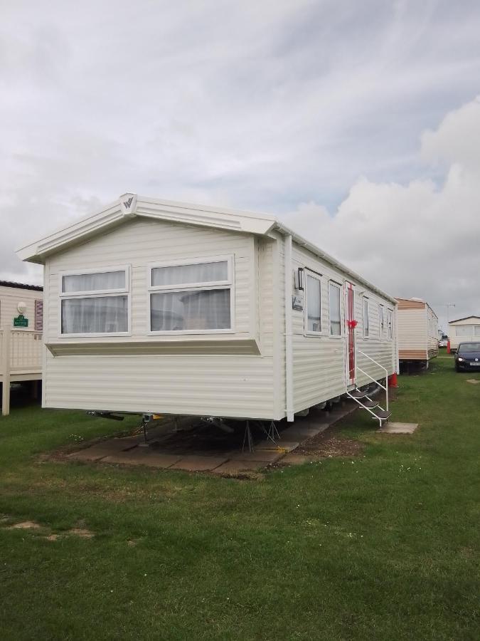 3 Bed ,Sleeps 8 Caravan California Cliffs Holiday Park Scratby Zewnętrze zdjęcie